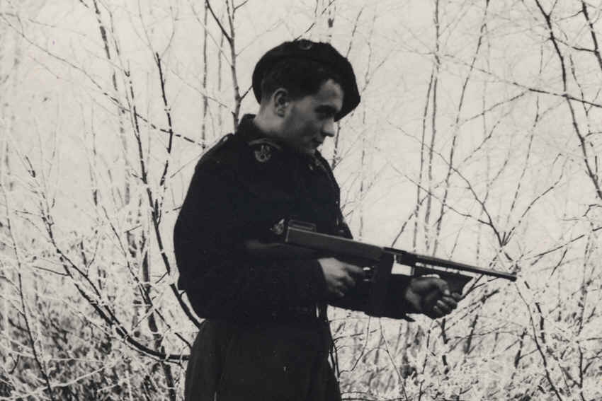 Chasseur dans la resistance